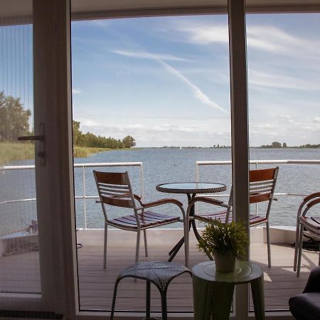 Houseboat Uitzicht Over Veluwemeer, Natuurlokatie, Prachtige Vergezichten บิดดิงฮุยเซน ภายนอก รูปภาพ