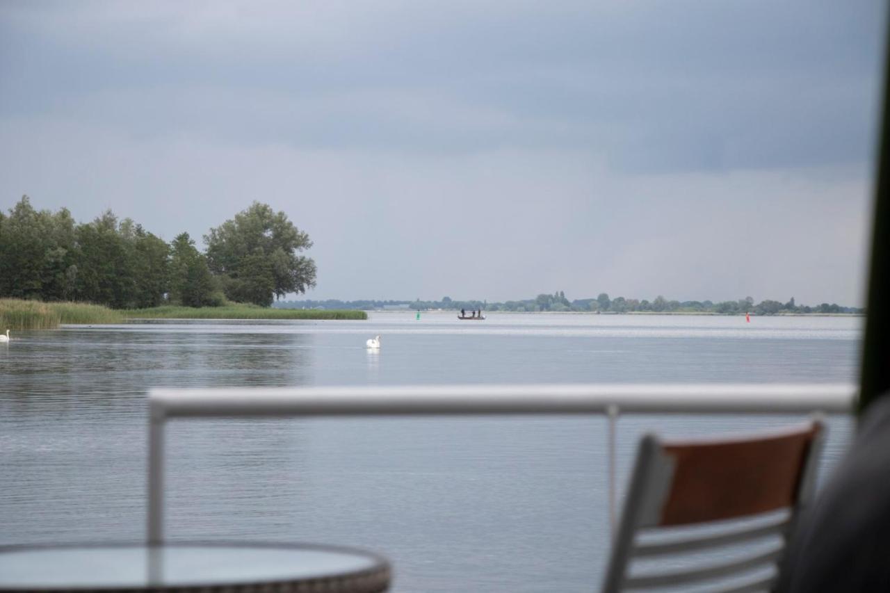 Houseboat Uitzicht Over Veluwemeer, Natuurlokatie, Prachtige Vergezichten บิดดิงฮุยเซน ภายนอก รูปภาพ