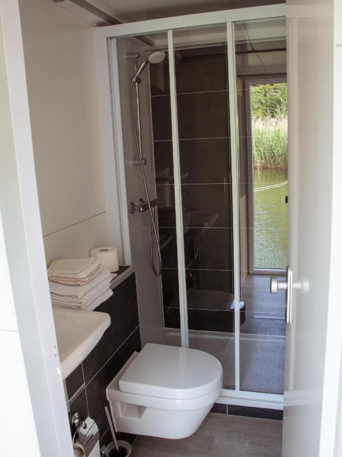 Houseboat Uitzicht Over Veluwemeer, Natuurlokatie, Prachtige Vergezichten บิดดิงฮุยเซน ภายนอก รูปภาพ